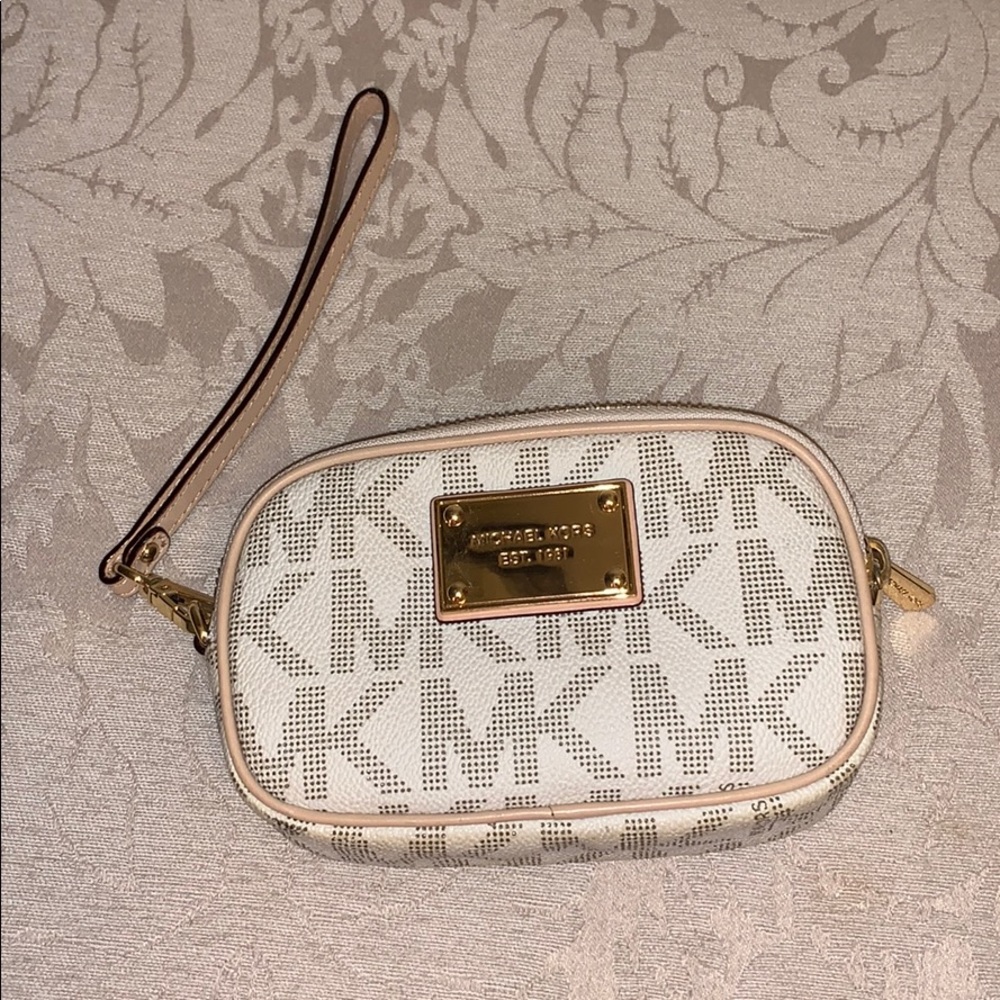 Michael Kors makeup pouch